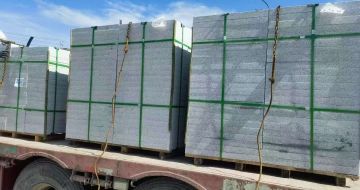 晋中 芝麻白花岗岩地铺石装车日常