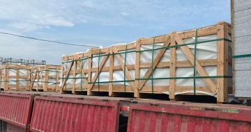 晋中 芝麻白花岗岩地铺石出口专车-泰国游