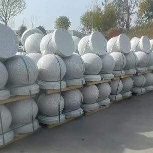 晋中 白麻花岗岩石材圆球，石球，挡车球，隔离球，景观石球，风水球等