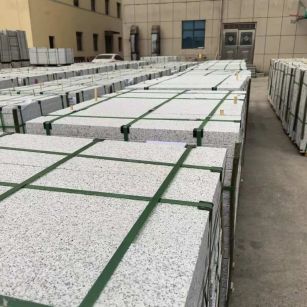 晋中 白麻花岗岩5.0公分荔枝面地铺石