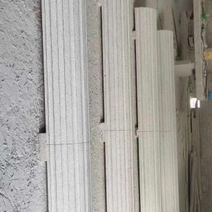 晋中 花岗岩厂家带你看白麻花岗岩门楼大柱柱皮