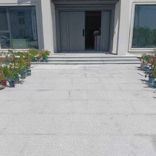 晋中 芝麻白花岗岩地铺石地面铺装