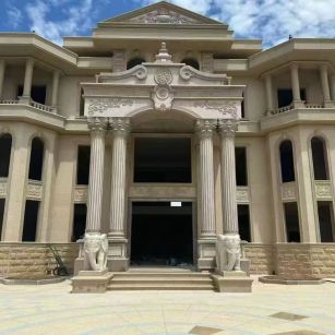 晋中 黄金麻别墅外墙干挂，大柱，大象，蘑菇石，雕花板