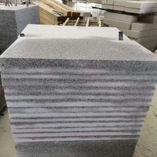 晋中 芝麻白5公分火烧地铺成品，900*400，规格可定制