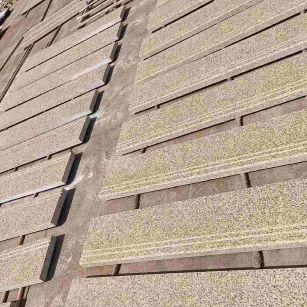 晋中 黄金麻花岗岩光面楼梯踏步