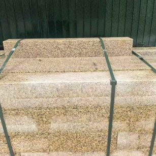 晋中 黄金麻花岗岩石材机切面栏杆料半成品