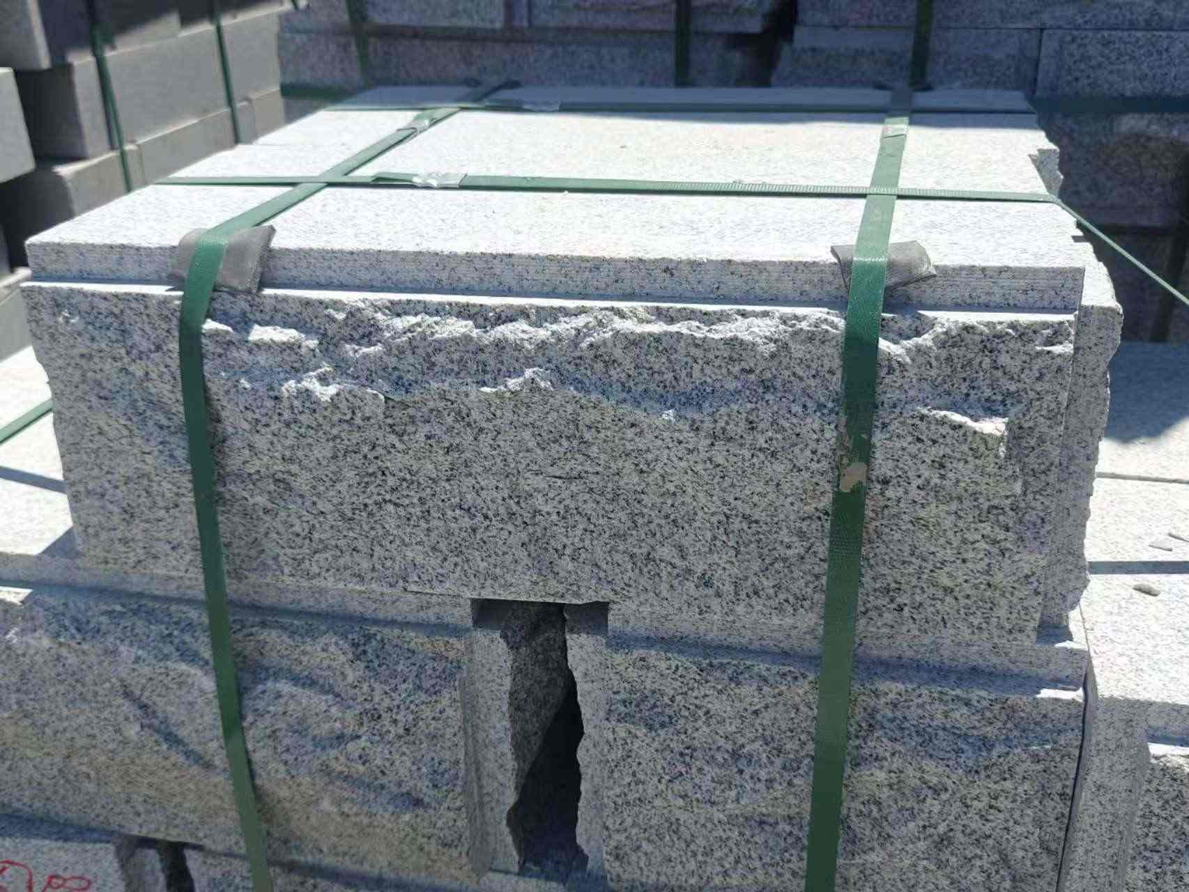 晋中 芝麻白花岗岩自然面成品