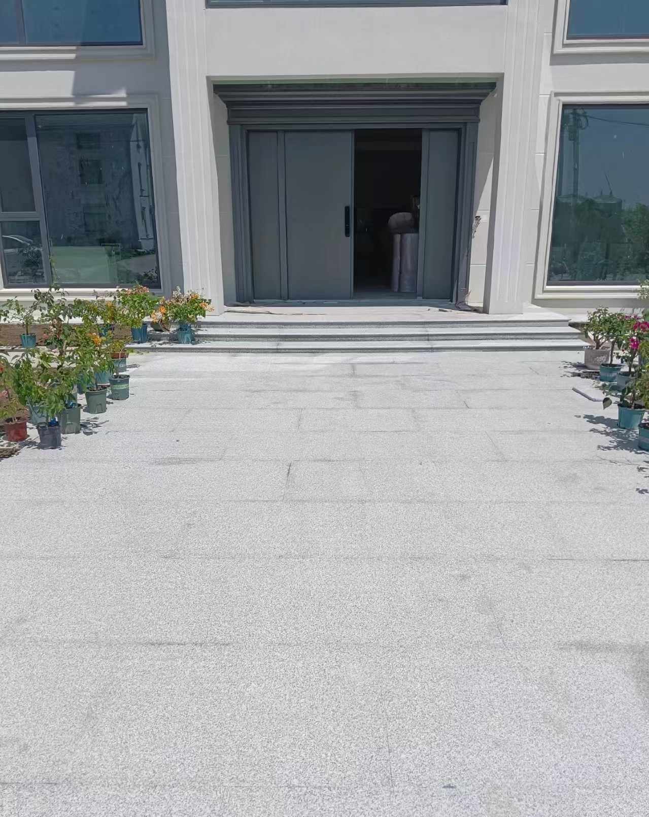 晋中 芝麻白花岗岩地铺石地面铺装