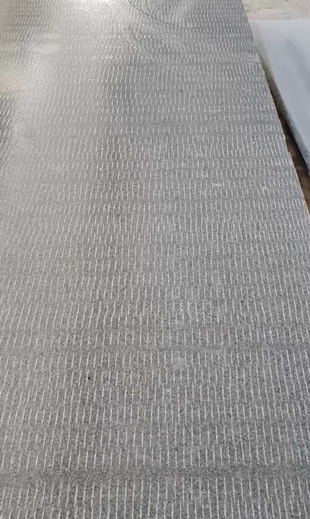 晋中 芝麻灰花岗岩斧剁面，刀斩面