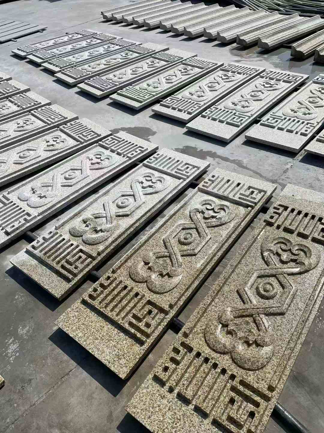 晋中 黄金麻花岗岩外墙雕刻板