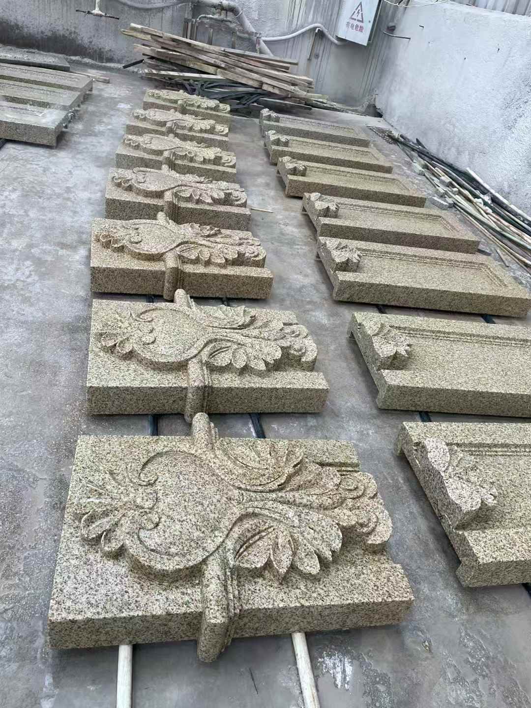 晋中 黄金麻花岗岩别墅外墙雕刻板