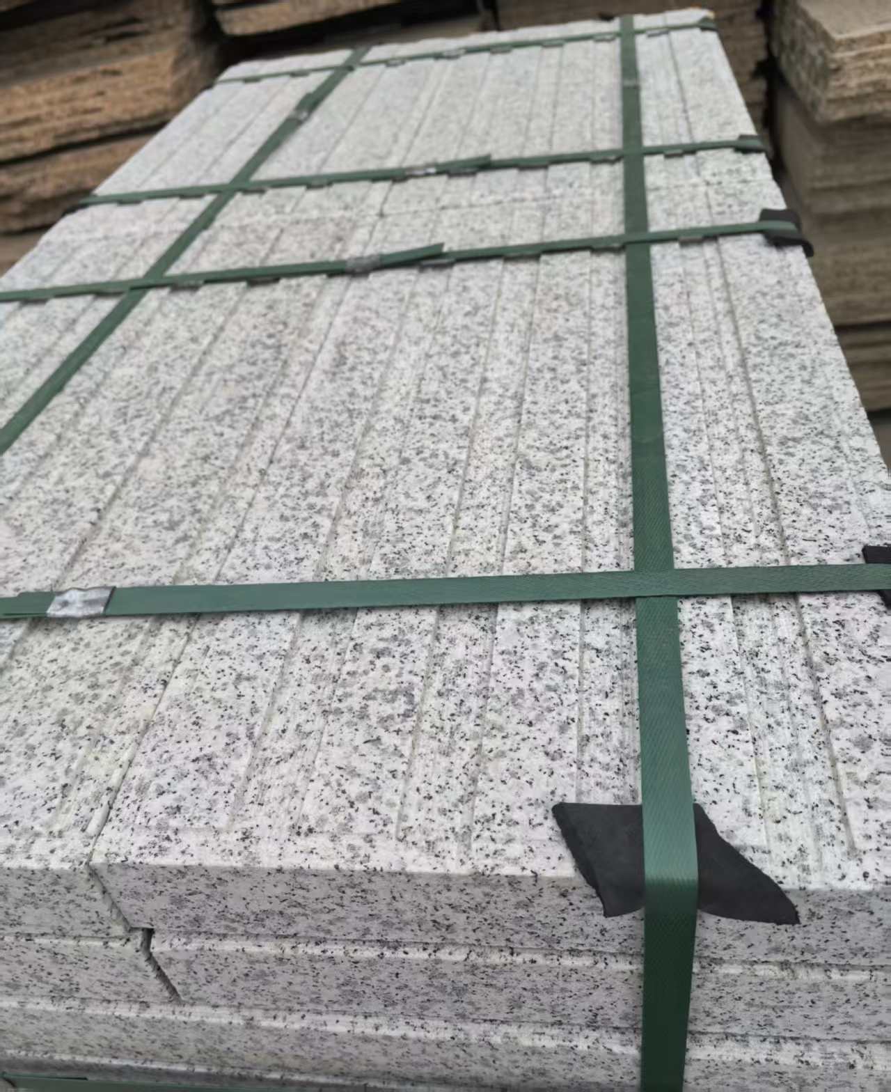 晋中 白麻花岗岩直行盲道石，盲条，地铺石