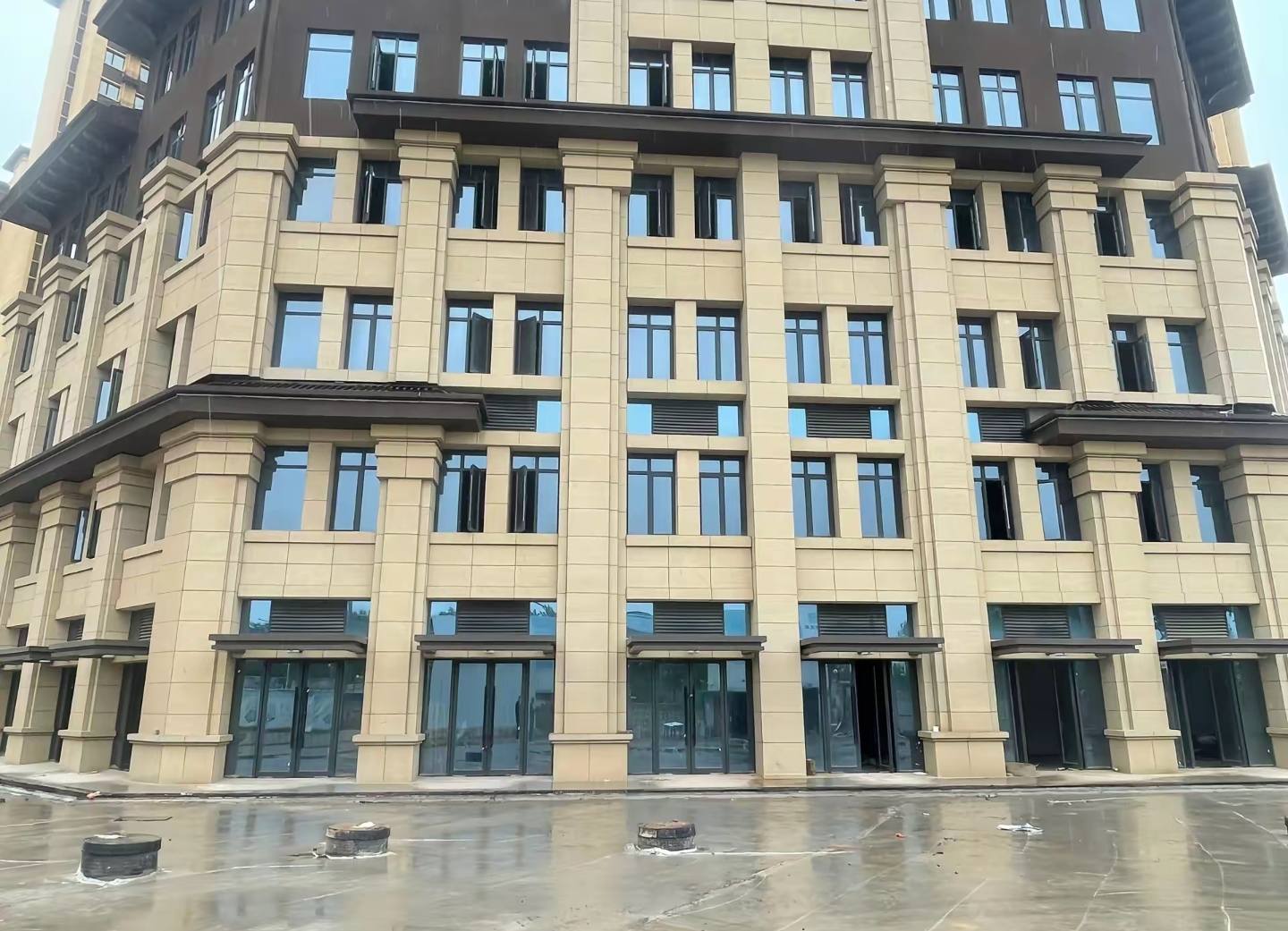 晋中 黄金麻花岗岩荔枝面小区外墙干挂