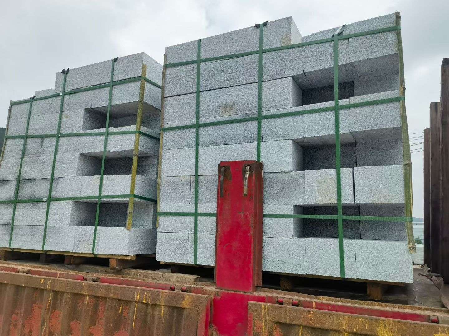 晋中 芝麻白花岗岩路沿石，平石，路侧石，马路牙子，路缘石，立缘石，平缘石等