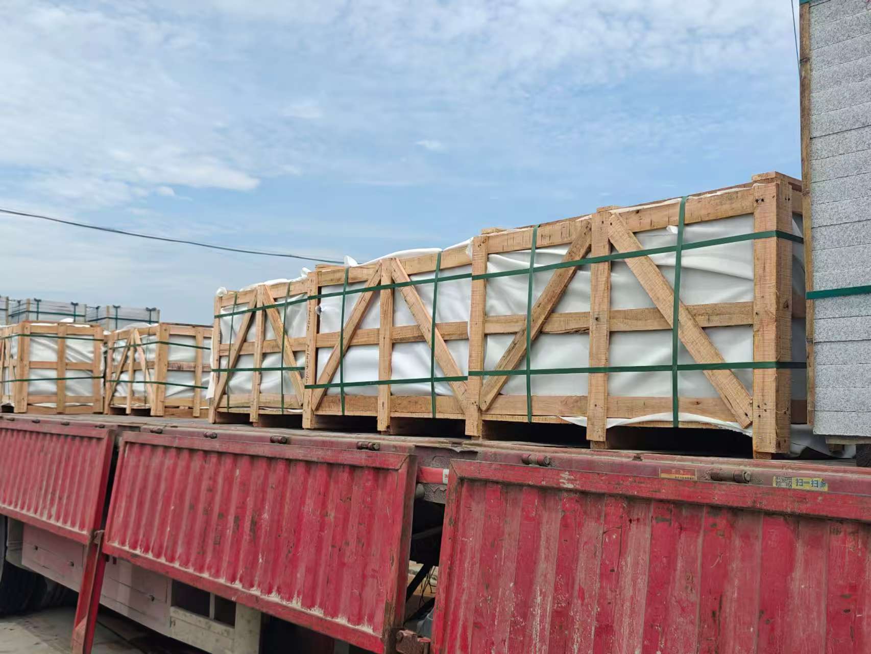 晋中 芝麻白花岗岩地铺石出口专车-泰国游